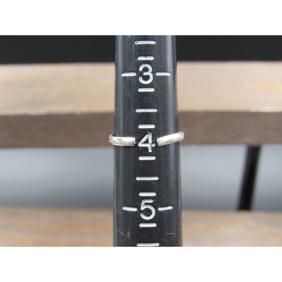 Size 4 Sterling Silver Abstract Heart Toe Band Ring - Picture 4 of 6